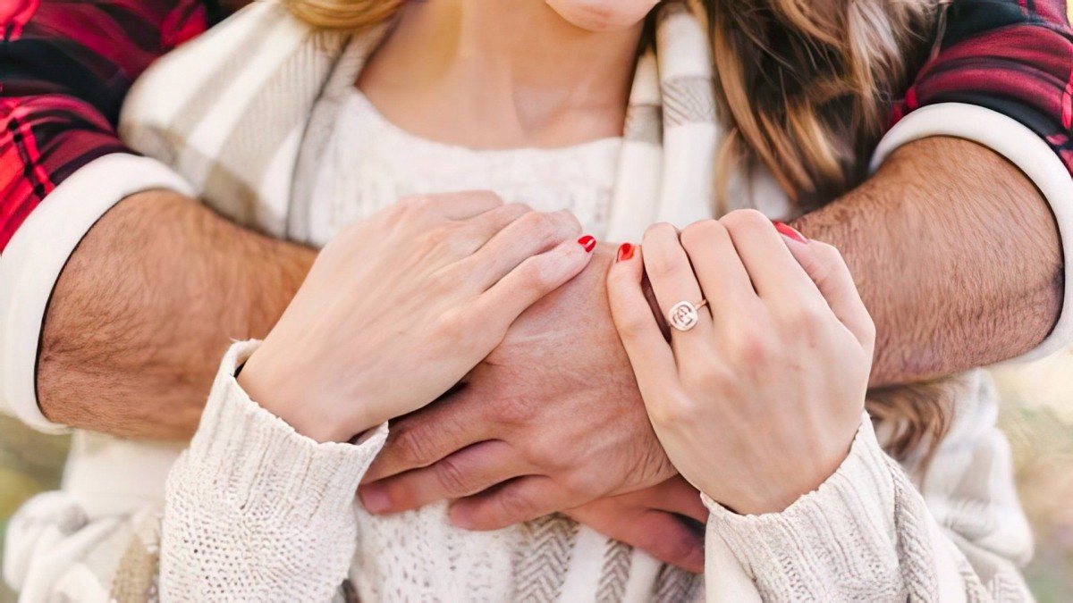 Партнёр торопится в начале отношений: что с этим делать?