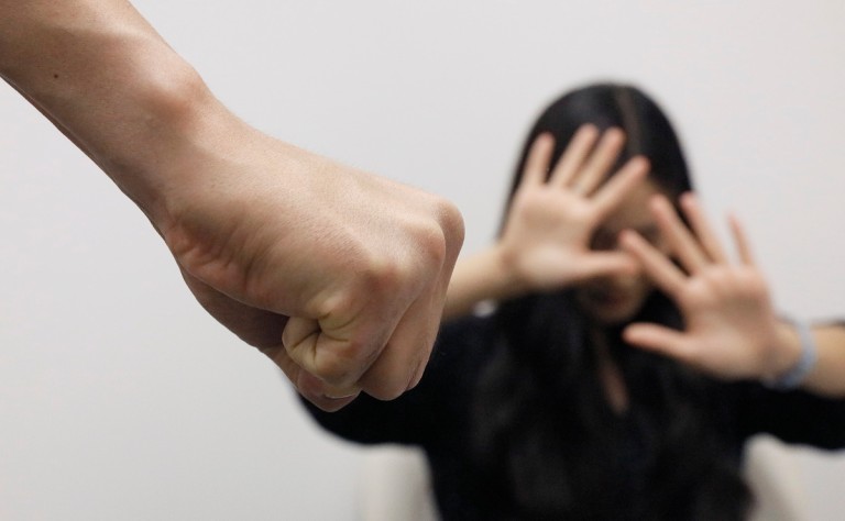 Кто виноват в домашнем насилии: ответ психолога
