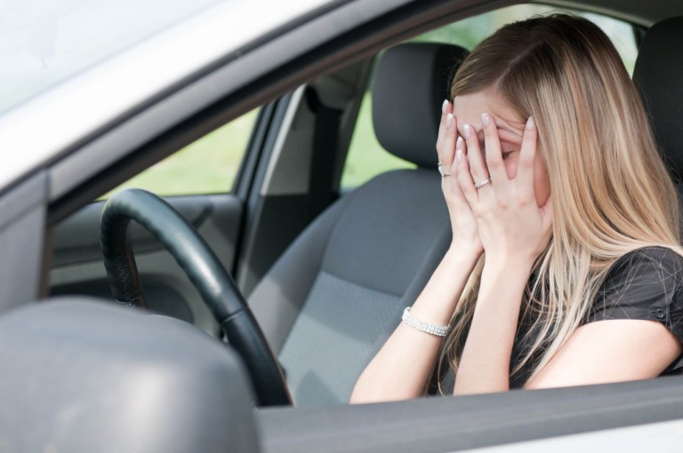 Стресс за рулём: как справиться с нервами?